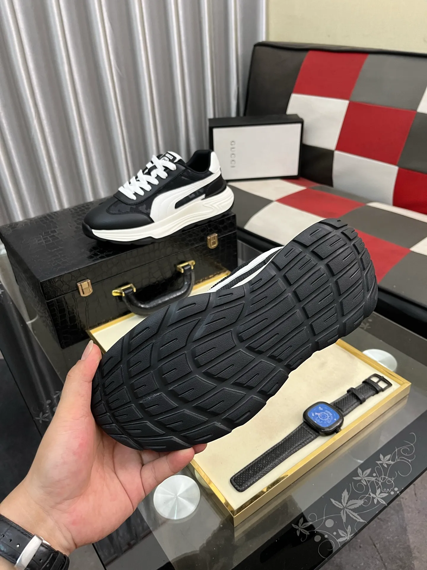 Men's Men's Shoes 💰458⌚️⌚️【GUCCI】Gucci men's latest white shoe series casual shoes! The official website is built 1:1. Upper: Made of imported cowhide, with electric embroidery ➕Inner lining: Made of high-quality first-layer pigskin, soft and comfortable. Picky material selection and exquisite workmanship give you the best enjoyment. Size: 38-443️⃣Colors available